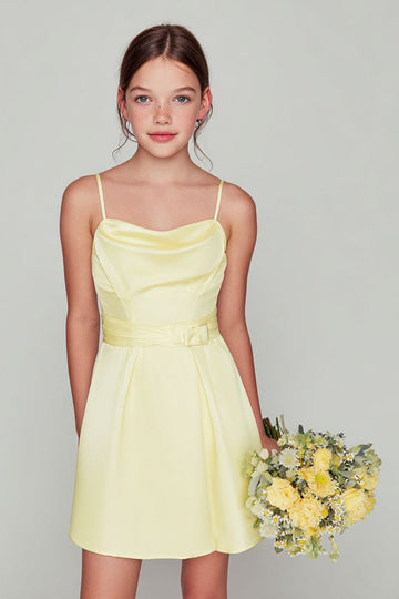 Robe de demoiselle d’honneur junior courte en satin a-ligne à bretelles spaghetti